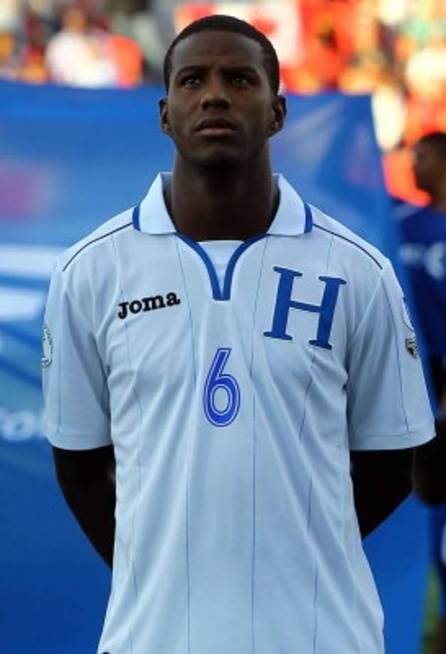 Juan Carlos García fue diagnosticado con leucemia, una enfermedad que amenazó con acabar con su carrera futbolística a sus 27 años. Sin embargo, él se aferró a su fe, le declaró la ‘guerra’ al cáncer y está a punto de golear en el partido de su vida.