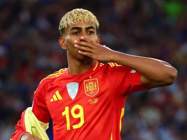 Lamine Yamal marcó un doblete en el 5-4 que le recetó España a Francia por las semifinales de la UEFA Nations League.
