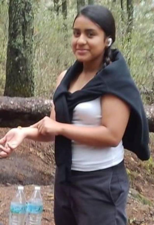 Elizabeth González, sobrina de Moreno, es ciudadana estadounidense, mientras que sus hijas, Sofía Mailen Moreno Zamora y Regina Moreno Zamora, son ciudadanas mexicanas.