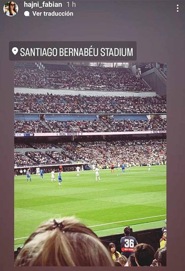 En su cuenta oficial de Instagram, la joven húngara presumió su estadía en el Santiago Bernabéu junto a su pareja, un exfutbolista hondureño. 