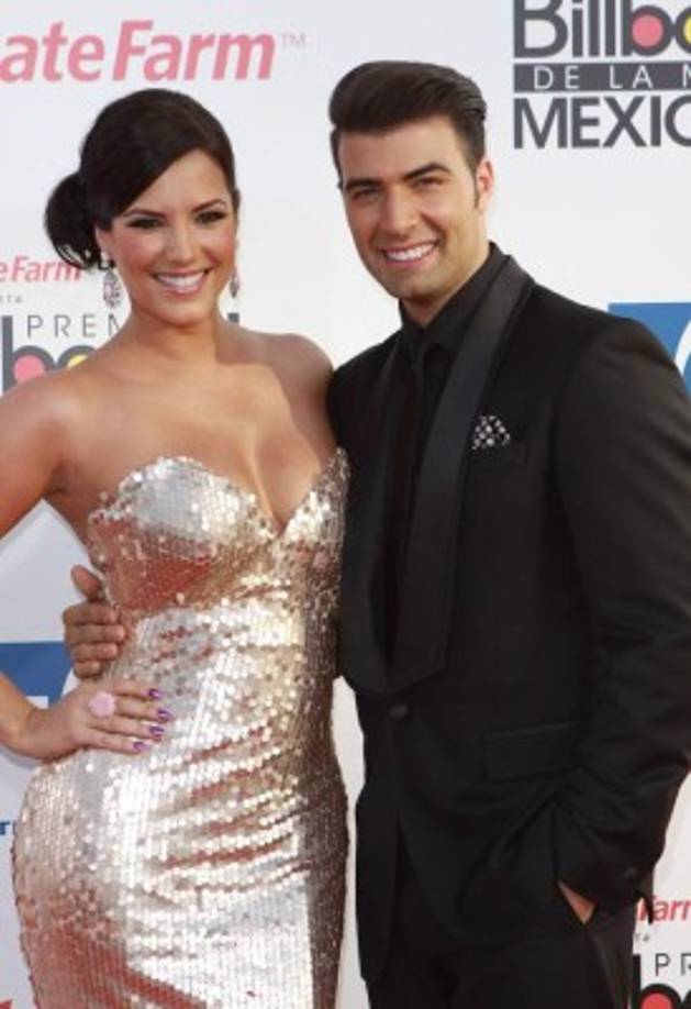 Canela estuvo en una relación sentimental con la actriz venezolana Gaby Espino del 2011 al 2014. En el 2012, tuvieron un hijo al que llamaron Nickolas.<br/>