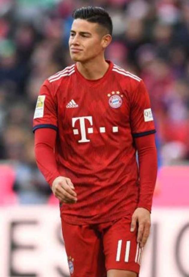 James Rodríguez: El presidente del Bayern Múnich, Uli Hoeness, puso en duda la continuidad del volante colombiano James Rodríguez. 'Depende del entrenador. Si él dice que es bueno pero no lo utiliza en el campo, no voy a gastar los 42 millones de euros por alguien que no juega. Si el entrenador me dice que lo necesita y planea hacer uno de sus condiciones, entonces lo firmaremos', dijo.