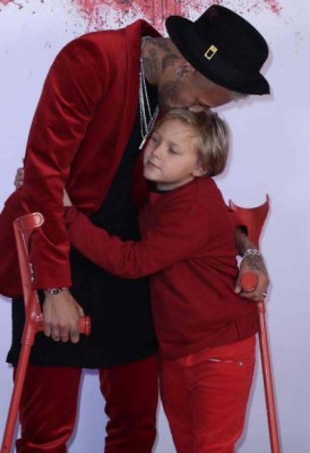 El hijo de Neymar siempre estuvo pendiente de su papá y vivieron varios momentos emotivos en el festejo.