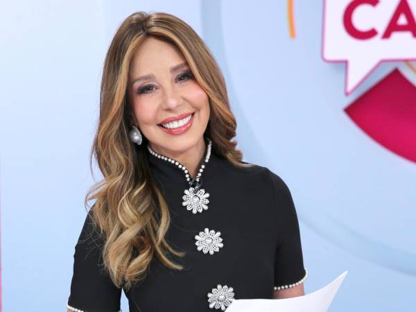 La periodista Myrka Dellanos reveló el complicado estado de salud que atraviesa tras ser diagnosticada con cáncer de piel por lo que ha tenido que someterse a varias intervenciones quirúrgicas.