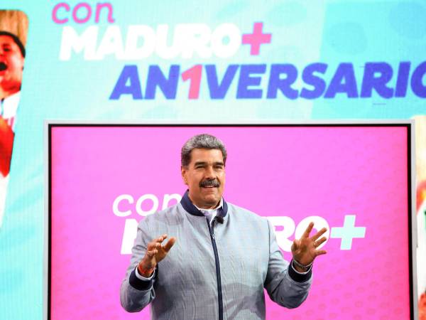 <b>Maduro</b> ordenó este martes el cierre de todas las sedes diplomáticas de Venezuela en Ecuador.