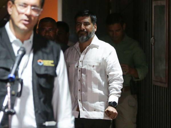 Johel Zelaya durante un evento oficial como fiscal general. Fotografía de archivo.