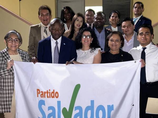 Diputados del Partido Salvador de Honduras | Fotografía de archivo.