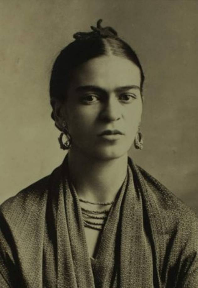 La pintora mexicana Frida Kahlo tuvo que practicarse tres abortos terapéuticos porque el feto estaba en mala posición en su pelvis, la cual había sido afectada por su famoso accidente. (Foto: Getty Images)