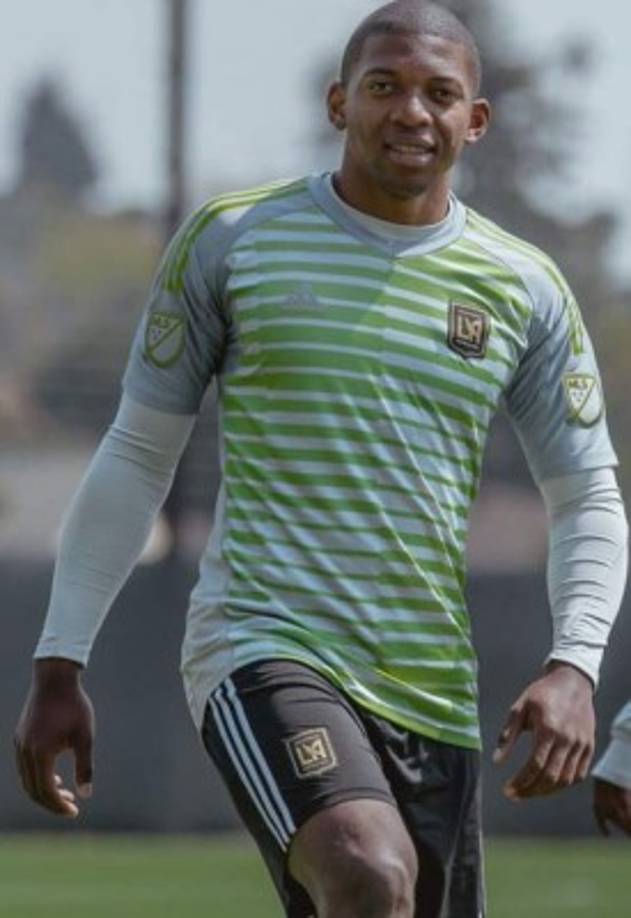 Buba López: Luego de estar solo 13 días con el Orange County, el portero hondureño regresa a Los Angeles FC de la MLS de los Estados Unidos.