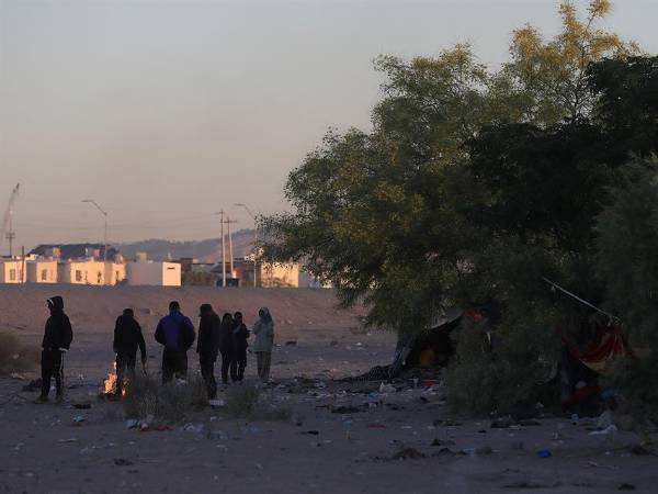 Estos grupos los explotan mediante extorsiones y trata de personas, aprovechando su vulnerabilidad durante el trayecto.