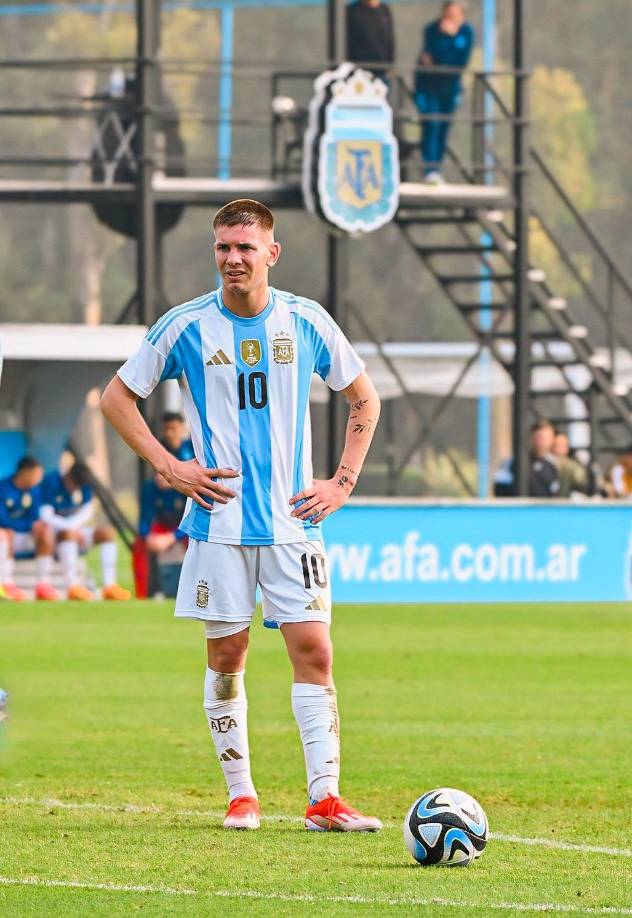 Informa Marca, que el Manchester City de Guardiola busca “robarle” el fichaje estrella al Real Madrid, el argentino de River Plate, Mastantuono. 