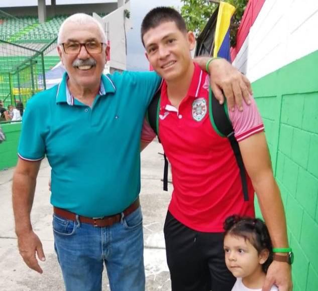El entrenador uruguayo Manuel Keosseián lo hizo debutar en 2022. 