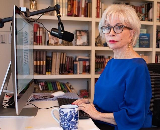 Isabel Allende: “Los libros me protegieron como un escudo en mi infancia”