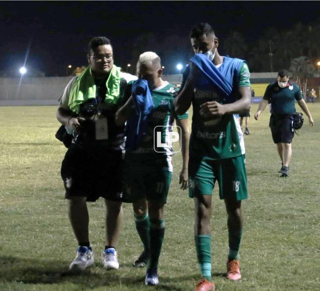 Ilce Barahona no pudo contener el llanto tras el último partido del Platense en la Primera División.