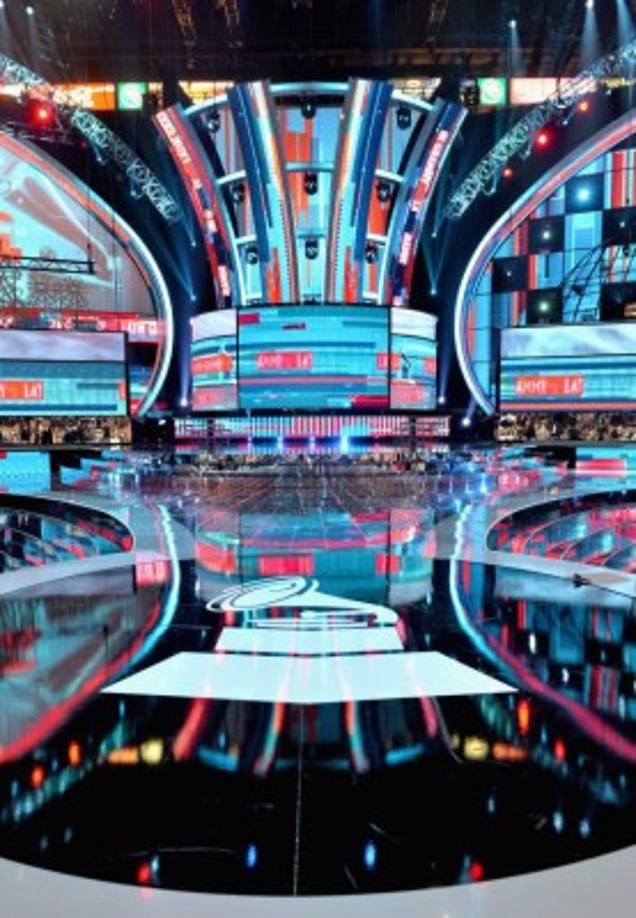 El escenario de los Latin Grammy 2015.