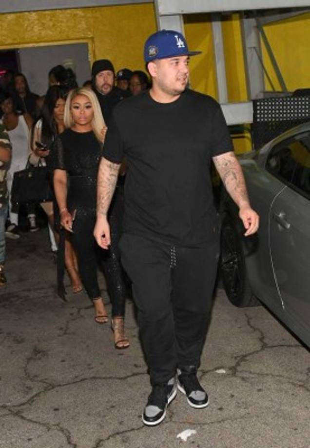 La novia, quien no goza de la total simpatía de la familia Kardashian, ya tiene pensado a quién quiere de dama de honor: Amber Rose.