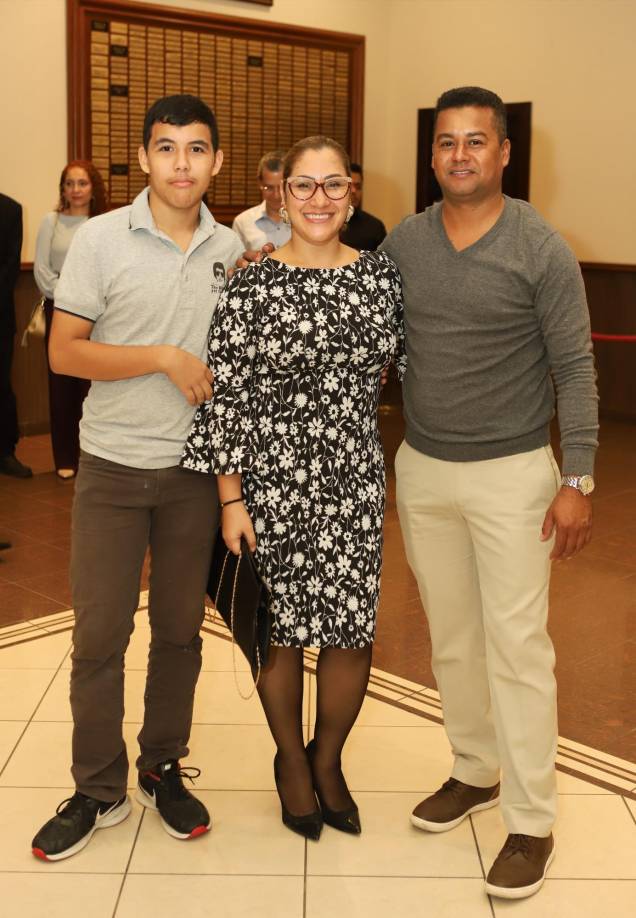 Christian Hernández, Perla House y Henry Hernández