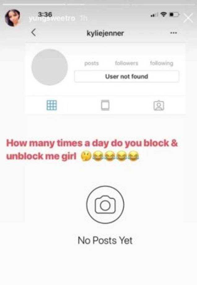 En marzo Kylie Jenner bloqueó a YungSweetRo en sus redes al mismo tiempo que tuvo una gran pelea que llevó a Travis a eliminar temporalmente su cuenta en Instagram.<br/>