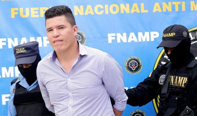 Más de 17 años de cárcel en contra de empleado judicial por extorsión