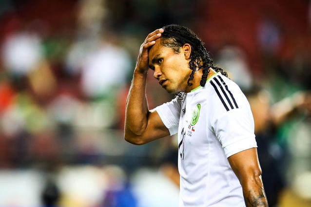 “Gullit” Peña revela cómo se dio su fichaje por el Vida y la razón por la que decidió jugar en Honduras