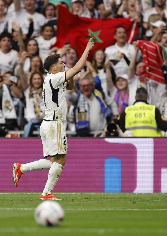 Brahim Díaz celebrando su golazo que puso en pie al Santiago Bernabéu.