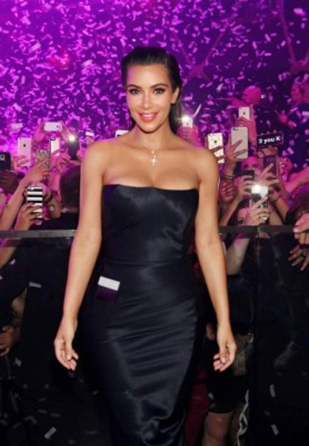 La reina de los selfies no paraba de sonreír a pensar que tuvo unan semana intensa.