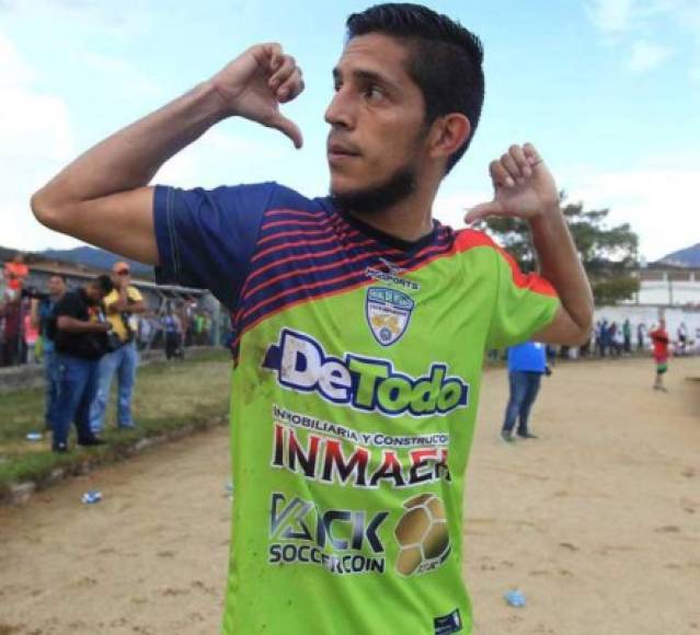 Juan Ramón Mejía: El goleador del Torneo Apertura 2019 señaló que no seguirá en el Real de Minas ya que es pretendido por otros clubes. Se conoció que Motagua está interesado en ficharle en el 2020.