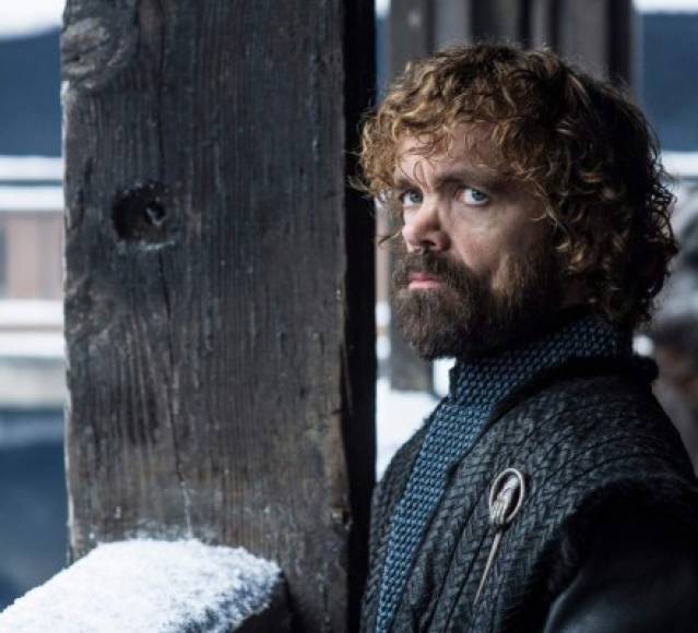 Varias teorías que circulan en redes sociales, aseguran que Tyrion es realmente un Targaryen, lo que lo convirtiría en el legítimo heredero del Trono de Hierro.