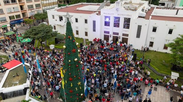 Así celebró sus 64 años el alcalde Roberto Contreras