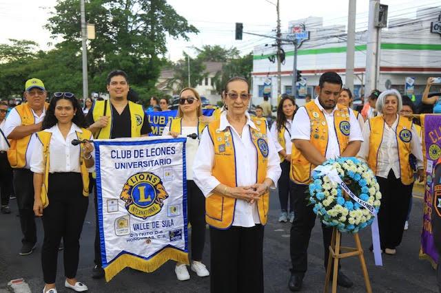 Fuerzas vivas de SPS desfilan en el 203 aniversario de independencia patria