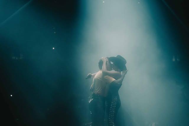 Ángela Aguilar presume ser consentida previo a su cumpleaños #22