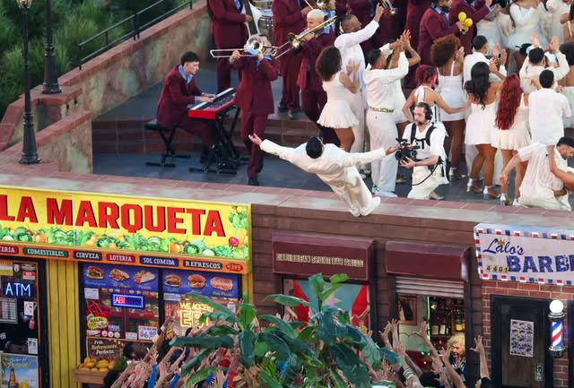 Así se vio el show de Bad Bunny en el medio tiempo del Super Bowl LX