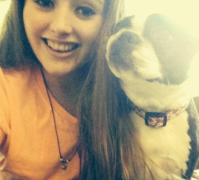 En respuesta, la madre y la prima de Millane fundaron Love Grace, una organización benéfica que apoya a las víctimas de la violencia.