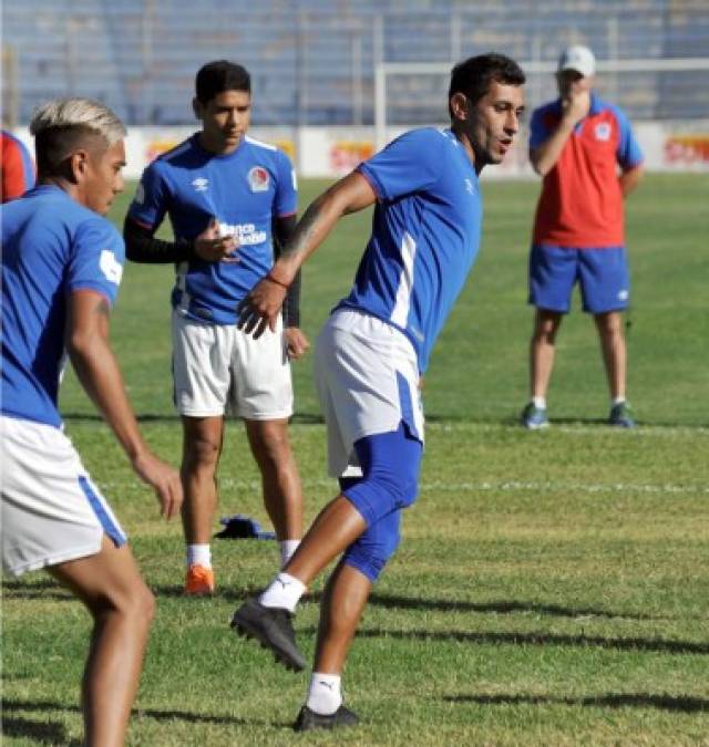 Cristian Maidana - El 'Chaco' con su experiencia comandaría el medio campo del Olimpia contra un duro rival.