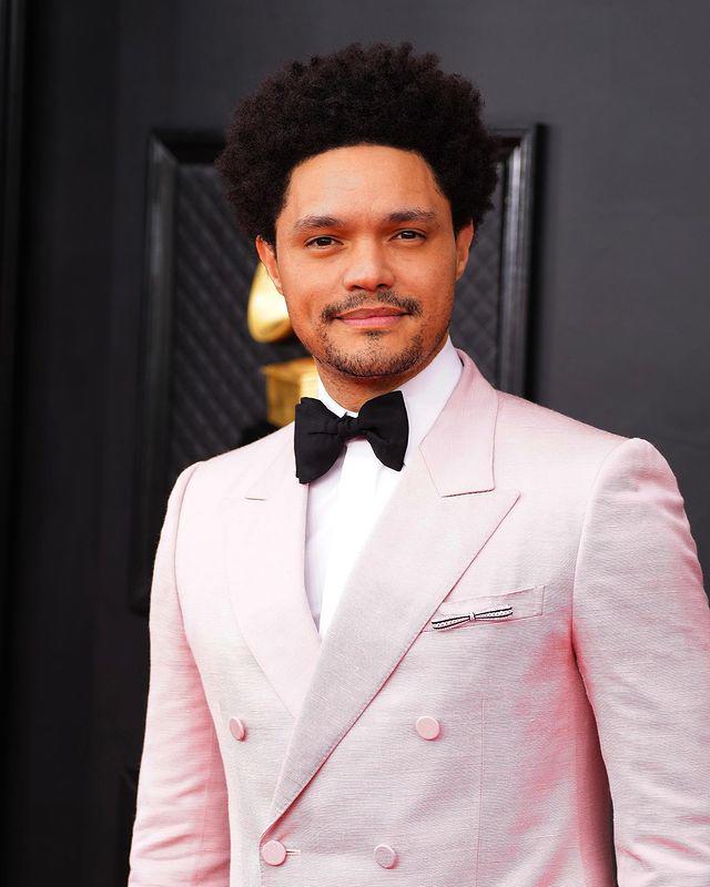 Trevor Noah regresa como conductor de los Grammy