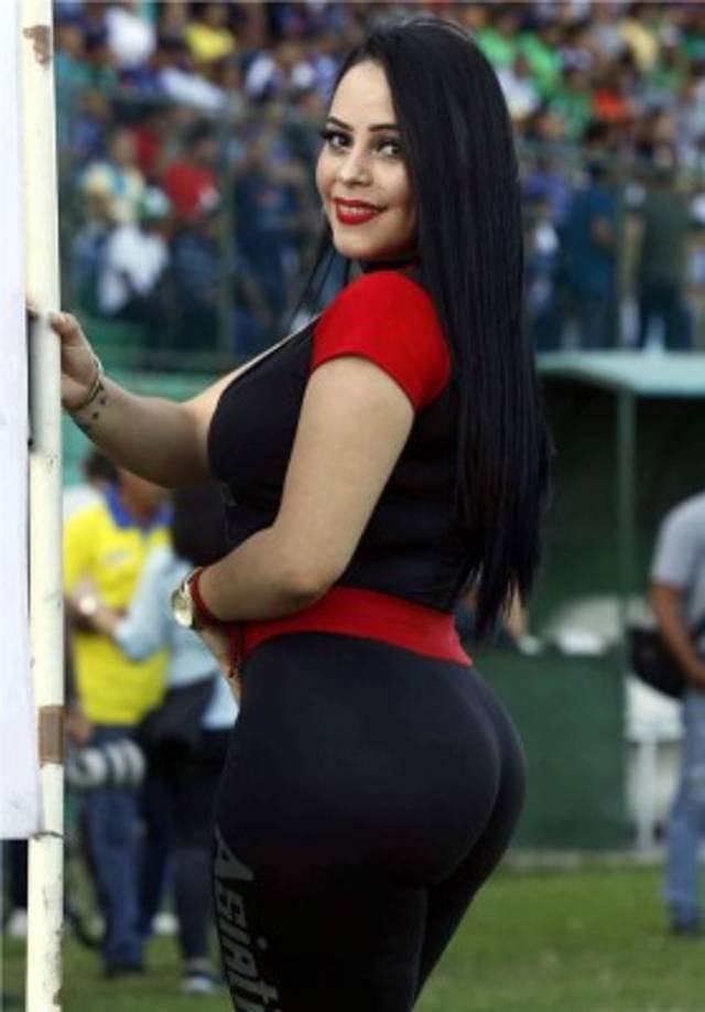 Jeimy Álvarez robó muchas miradas con su sexy figura.