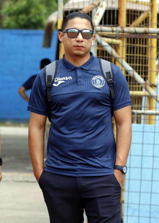 Emilio Izaguirre ahora trabaja como director deportivo del Motagua.