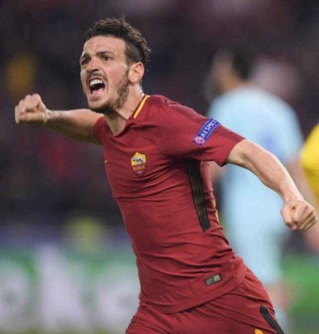 El futuro de Alessandro Florenzi en la Roma está en riesgo. El jugador, cuyo contrato finaliza en 2019, ha hecho una petición de 4 millones de euros por temporada para su renovación. Pero la Roma es uno de los clubes que están en el límite del fair play financiero y tiene complicado llegar a la cifra que demanda el joven talento italiano a quien pretenden, además de la Juventus, también el Milan según apunta la Gazzetta dello Sport. Foto OfficialASRoma en Twitter