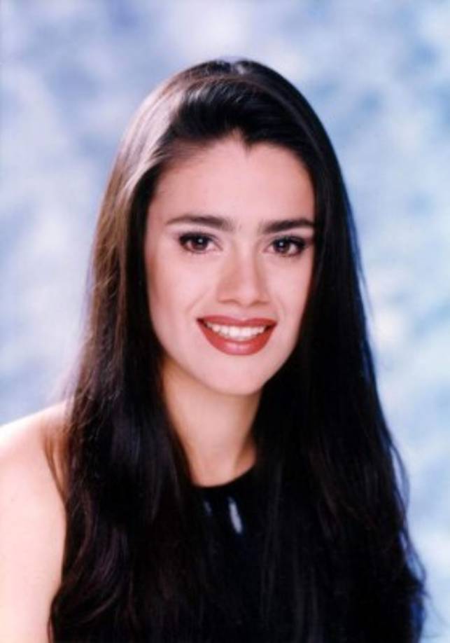 La hermosa mexicana originaria de Guadalajara, Jalisco se ha caracterizado por su gran talento, hermoso físico y silueta que desde el inicio cautivó a todos.