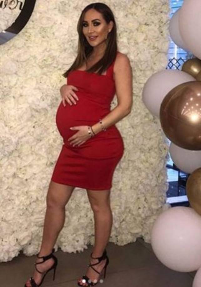 Según la esposa del jugador Kylie Walker, su amante es Lauryn Goodman y tuvo un hijo del seleccionado inglés.