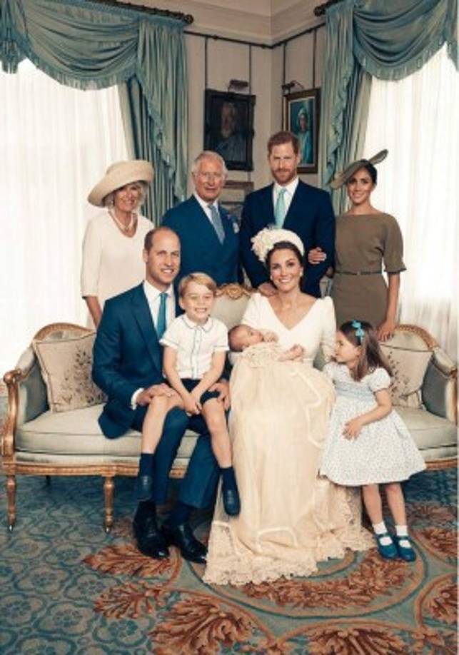 - ¿Tendrá el título de príncipe?<br/><br/>No ostentará el título de príncipe o de Su Alteza Real porque en 1917 el rey Jorge V limitó estos títulos a la estricta familia real.