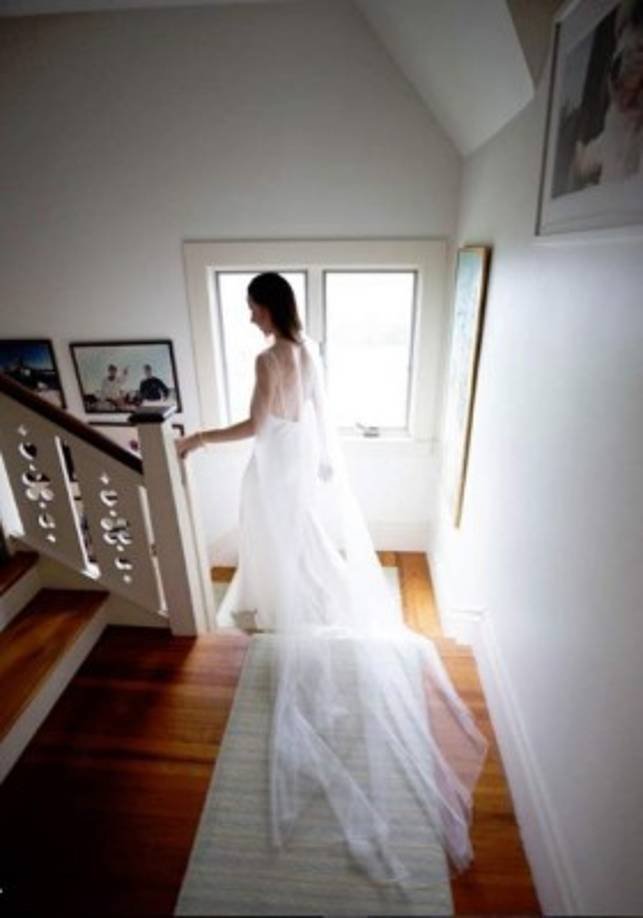 El vestido de novia de Barbarita es de Vera Wang, misma diseñadora de los atuendos nupciales de Ivanka Trump y Chelsea Clinton.