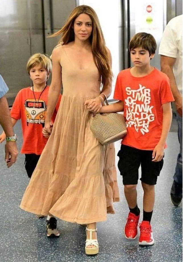 Y es que los hijos de la colombiana han dejado bien en claro que apoyan a su madre y han expresan el gran amor que le tienen. 