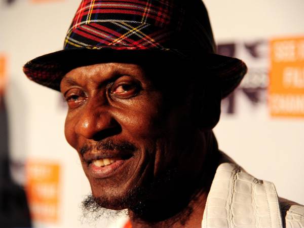 El músico jamaicano Jimmy Cliff en una foto de archivo en la sexta edición anual de Focus For Change: Cena y concierto benéfico en el Roseland Ballroom de Nueva York, Nueva York, EE. UU., el 2 de diciembre de 2010.