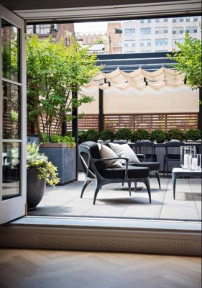 Anne Hathaway y su esposo compraron el apartamento por poco más de 2.5 millones de dólares en 2016, según informaciones del Wall Street Journal