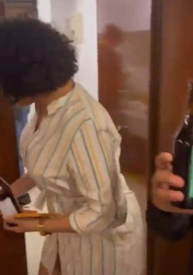 Cientos de usuarios han criticado a la cantante, quien en marzo de este año fue nombrada por el Gobierno de Xiomara Castro como embajadora honoraria de Arte y Cultura de Honduras en México. 