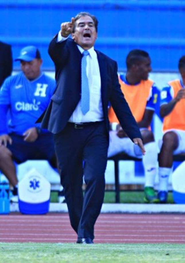 Expresivo, exigente y disciplinado. Así es el técnico colombiano Jorge Luis Pinto que sufre un duro revés como director de la Bicolor.