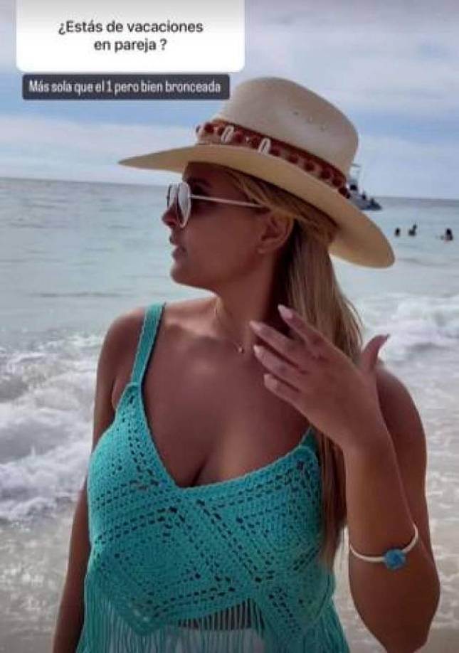 ”Más sola que el 1, pero bien bronceada”, dice Magali Sanjurjo en relación a si anda sola de vacaciones en Honduras.