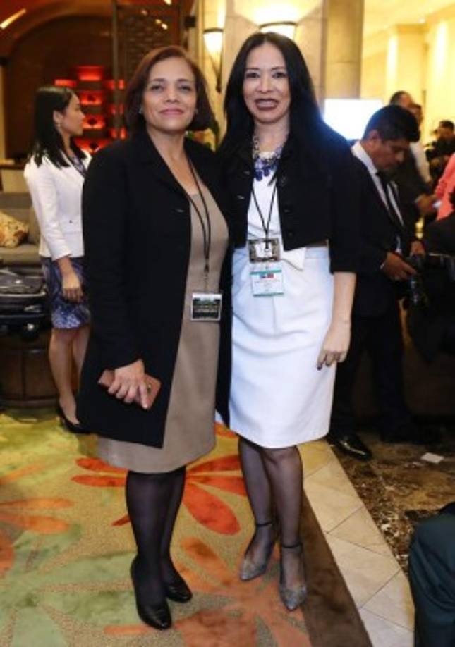 Fanny Martínez y Carolina Portillo.