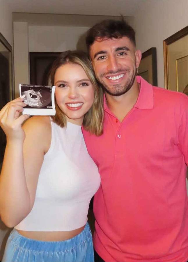 Agustín Auzmendi y Cecilia García anunciaron que serán padres.